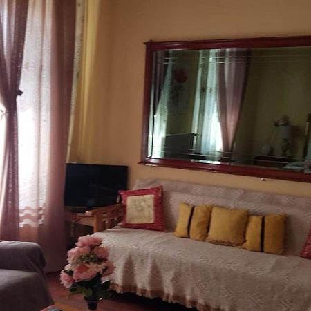 Granny'S Home กาลัมปากา ภายนอก รูปภาพ
