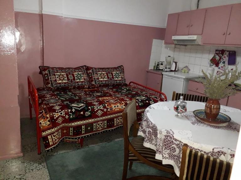 Granny'S Home กาลัมปากา ภายนอก รูปภาพ