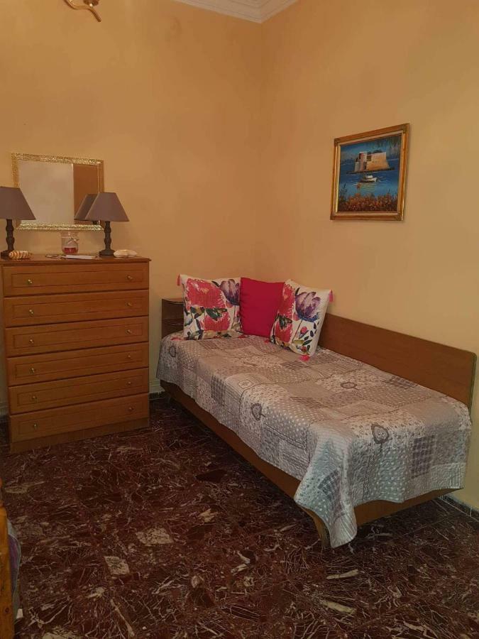 Granny'S Home กาลัมปากา ภายนอก รูปภาพ